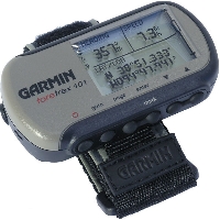 Портативный GPS навигатор Garmin Foretrex 101